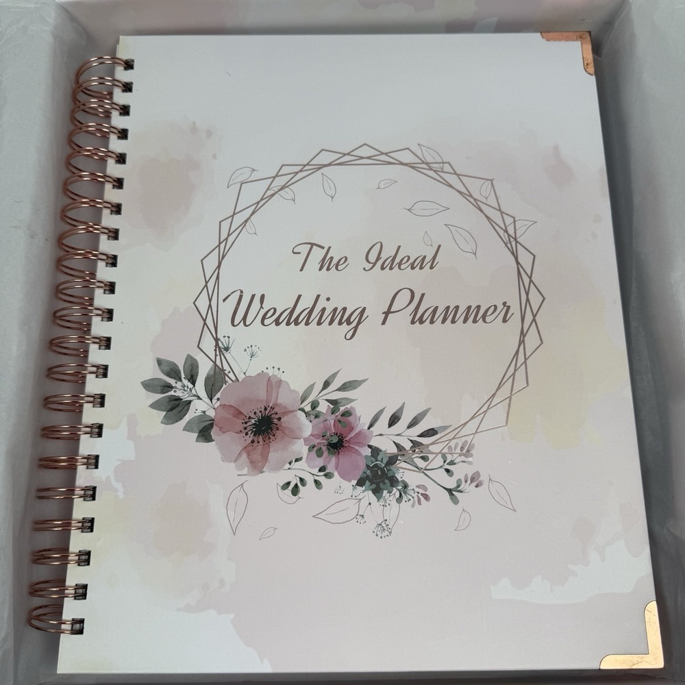Charmy Now The Ideal Wedding Planner Box Set Spiral bound Book Thank You's Pens